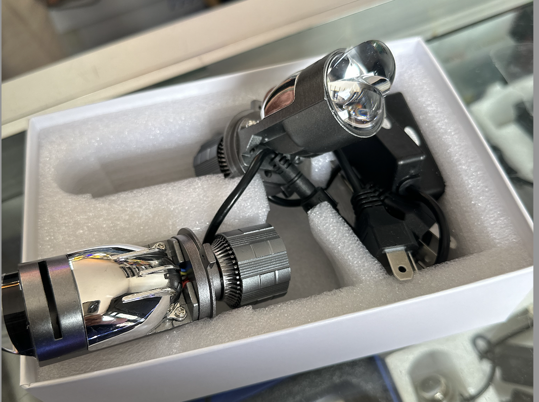 BOMBILLO BIFOCAL BICOLOR (M011X-WY)